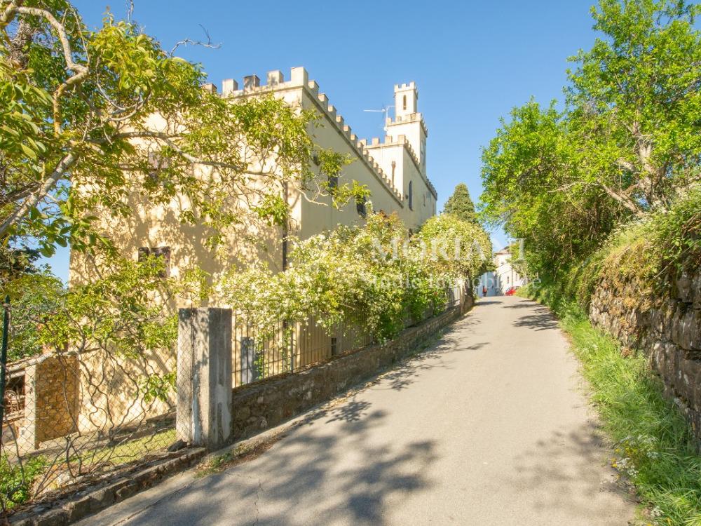 AZIENDA AGRICOLA AGRITURISMO IL PERACCIO PELAGO - PODERE IL PERACCIO