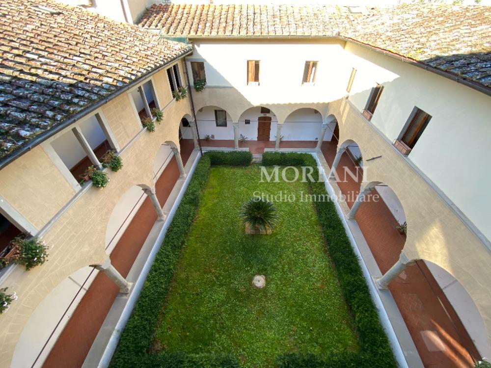 Paradiso - Chiostro interno